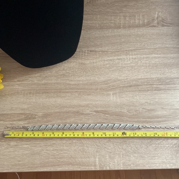 Vintage 1950s CORO Silver-tone Fan Shaped Link Choker Necklace Signed - Picture 5 of 5